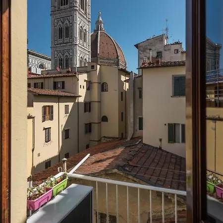 Appartement Charming 2bed Overlooking Duomo - Hosted By Sweetstay