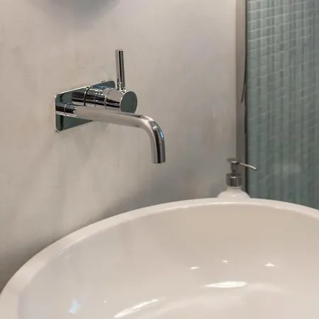 Apartment Charming 2bed Overlooking Duomo - Hosted By Sweetstay