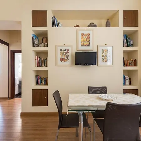 Apartment Charming 2bed Overlooking Duomo - Hosted By Sweetstay